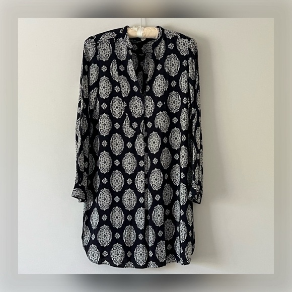 ZARA WOMAN Navy Blue Medallion Print Roll Tab Sleeve Long Tunic Top - Picture 1 of 14